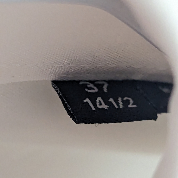 Hugo Boss Tuxedo Shirt - 14.5 - Picture 6 of 6